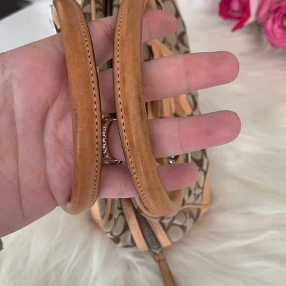 Classic Coach Top Handle Bag. Leather and Canvas. - Picture 2 of 4